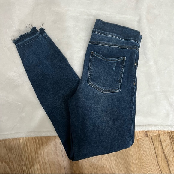 Spanx Distressed Ankle Skinny Jeans dark Wash size small raw hem shapewear - Picture 5 of 10